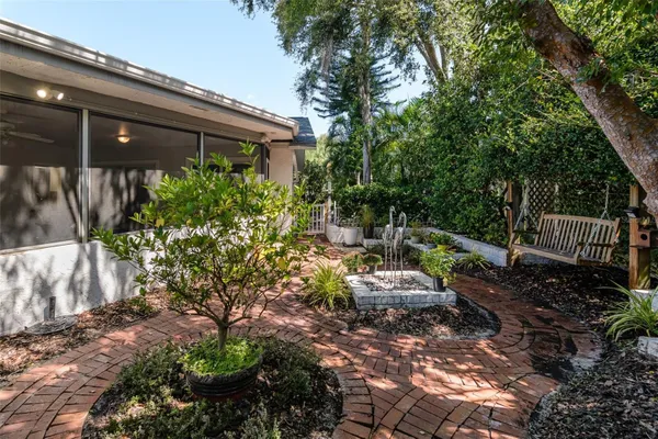 Property Slideshow image 3 of 56 | 1137 lanyard st, Palm Harbor, FL, 34685