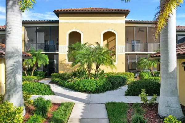 Property Slideshow image 3 of 58 | 7305 river hammock dr 204, Bradenton, FL, 34212