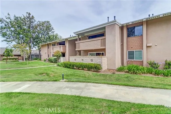 Property Slideshow image 3 of 49 | 8877 lauderdale ct 210-g, Huntington Beach, CA, 92646