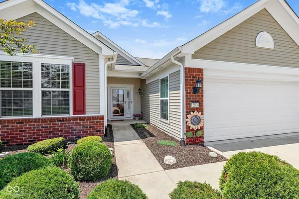 Property Slideshow image 3 of 60 | 12804 mondavi dr, Fishers, IN, 46037