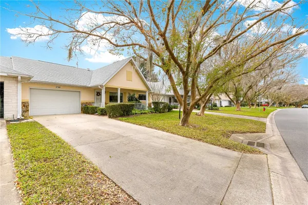 Property Slideshow image 3 of 39 | 8738 sw 90th st b, Ocala, FL, 34481