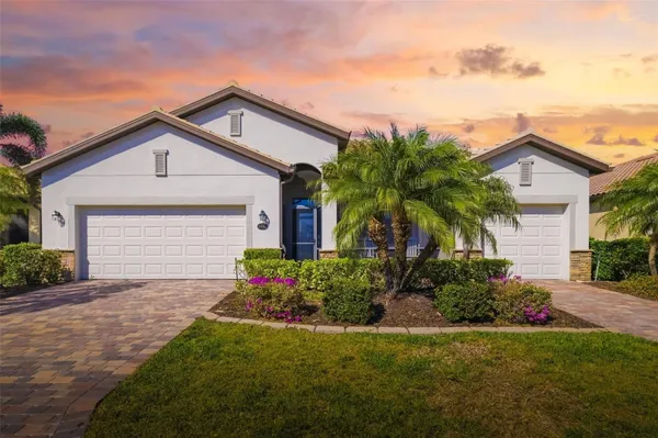 Property Slideshow image 3 of 80 | 6462 willowshire way, Bradenton, FL, 34212