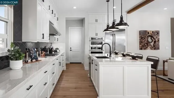 Property Slideshow image 3 of 39 | 1893 cascade ln, Tracy, CA, 95377