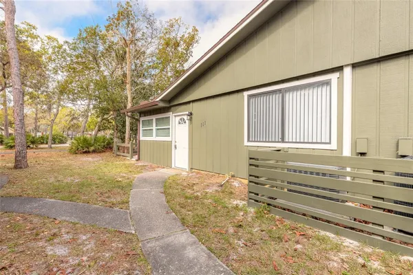 Property Slideshow image 2 of 27 | 111 cypress pond rd, Port Orange, FL, 32128