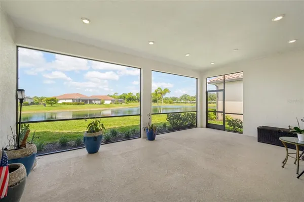 Property Slideshow image 2 of 41 | 6203 grandview hill ct, Bradenton, FL, 34203