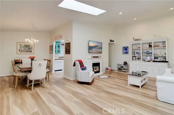 Property Slideshow image 3 of 22 | 8788 coral springs ct 203 h, Huntington Beach, CA, 92646