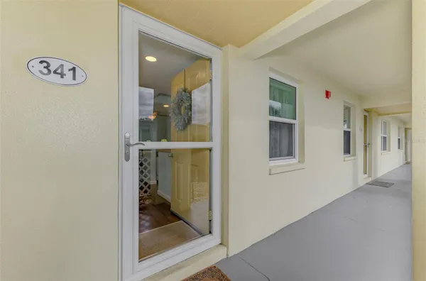 Property Slideshow image 3 of 40 | 433 cerromar ln 341, Venice, FL, 34293