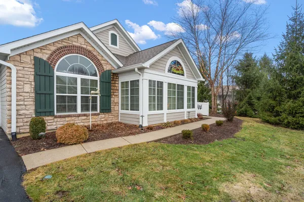 Property Slideshow image 3 of 25 | 2304 allison cir 2304, Valparaiso, IN, 46383