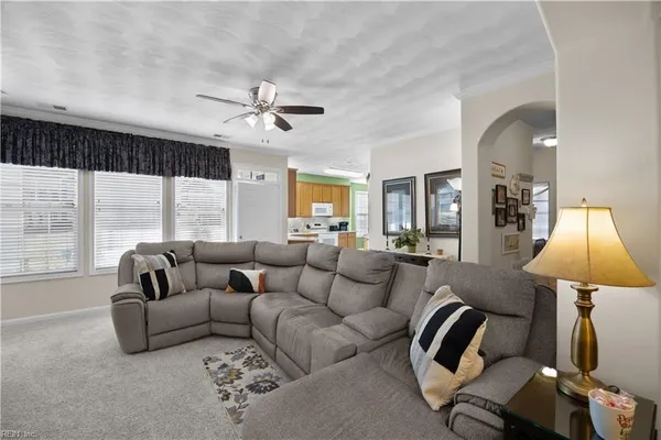 Property Slideshow image 3 of 34 | 3418 misty dawn ct, Virginia Beach, VA, 23456