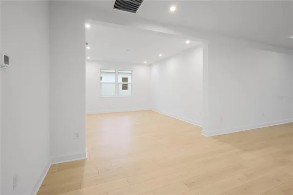 Property Slideshow image 3 of 33 | 1615 bellagio loop, Tavares, FL, 32778