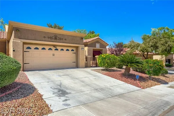 Property Slideshow image 2 of 25 | 3007 big green ln, Las Vegas, NV, 89134