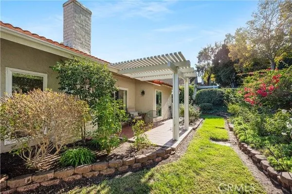 Property Slideshow image 3 of 43 | 5050 avenida del sol, Laguna Woods, CA, 92637