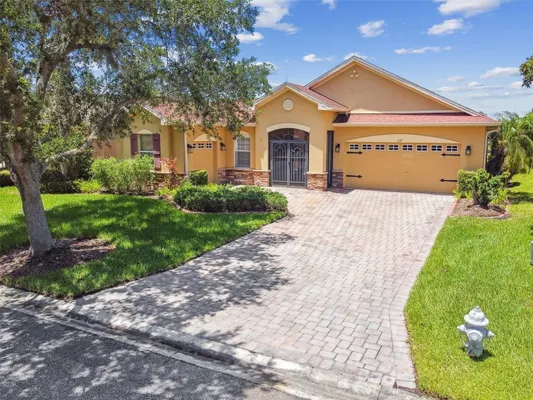 Property Slideshow image 3 of 72 | 217 sorrento rd, Kissimmee, FL, 34759