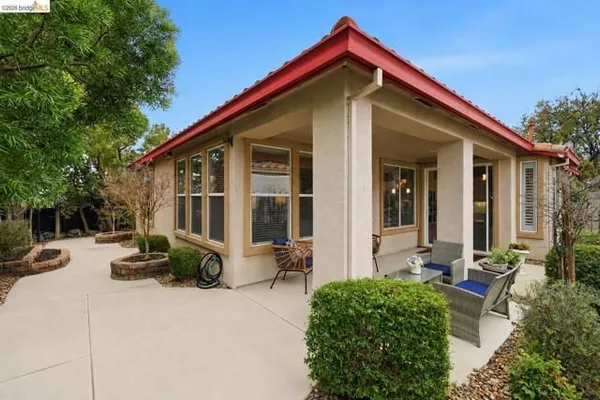 Property Slideshow image 3 of 32 | 518 american falls dr, Rio Vista, CA, 94571
