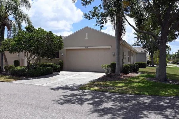 Property Slideshow image 2 of 17 | 2294 sifield greens way 2294, Sun City Center, FL, 33573
