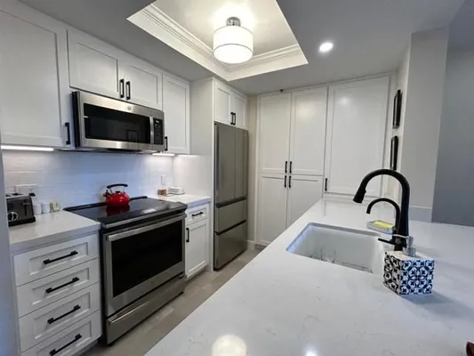 Property Slideshow image 2 of 17 | , San Mateo, CA, 94401