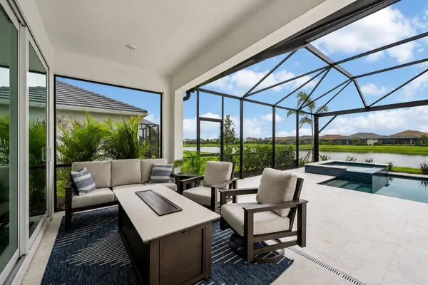 Property Slideshow image 3 of 42 | 3362 alba cir, Bradenton, FL, 34211