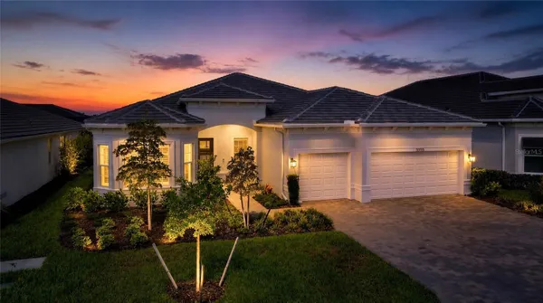 Property Slideshow image 2 of 96 | 10105 beachwalk dr, Englewood, FL, 34223
