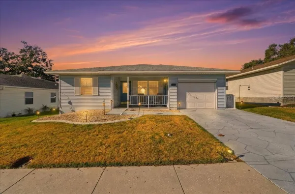 Property Slideshow image 2 of 51 | 1938 long boat dr, Lakeland, FL, 33810