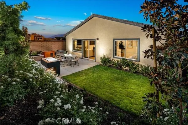 Property Slideshow image 2 of 10 | 1590 sunpark dr, Beaumont, CA, 92223