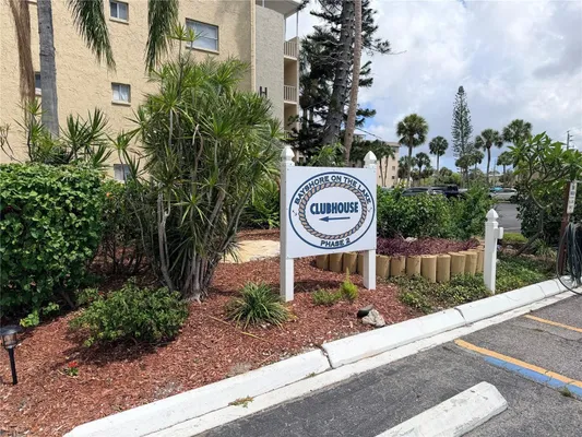 Property Slideshow image 3 of 37 | 3621 lake bayshore dr j-403, Bradenton, FL, 34205