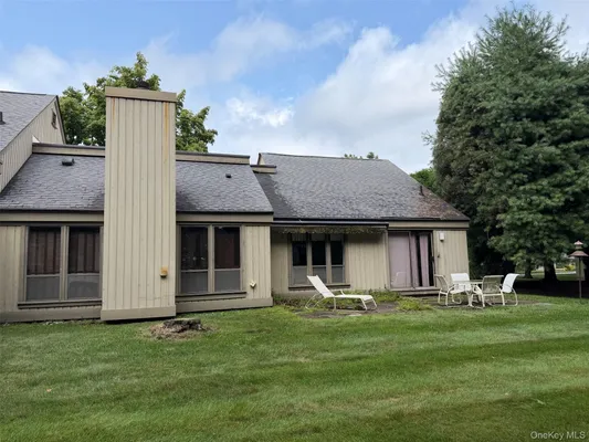 Property Slideshow image 3 of 25 | 493 heritage hls a, Somers, NY, 10589