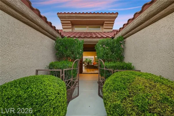Property Slideshow image 3 of 36 | 9028 grayling dr, Las Vegas, NV, 89134