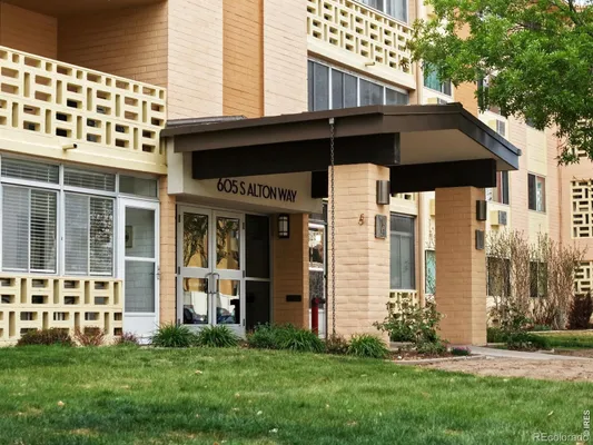 Property Slideshow image 2 of 43 | 605 s alton way 12c, Denver, CO, 80247