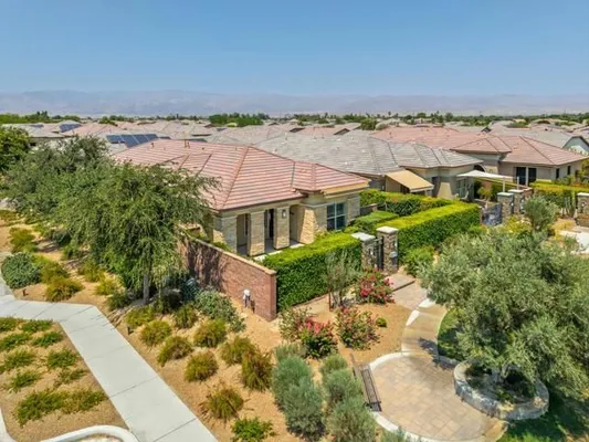 Property Slideshow image 2 of 35 | 82707 woodcreek ct, Indio, CA, 92201
