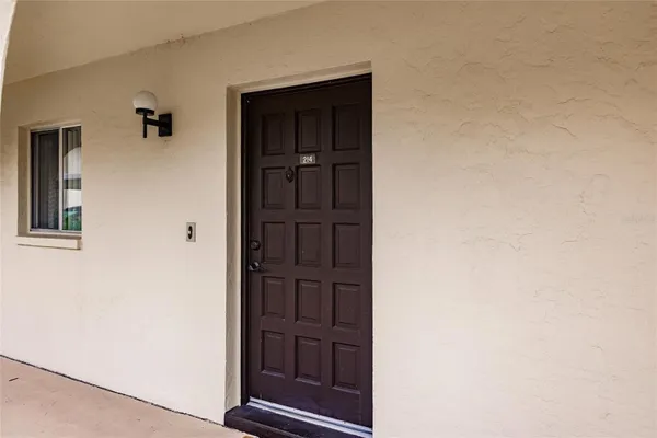 Property Slideshow image 3 of 42 | 3540 hispania pl 214, Sarasota, FL, 34232