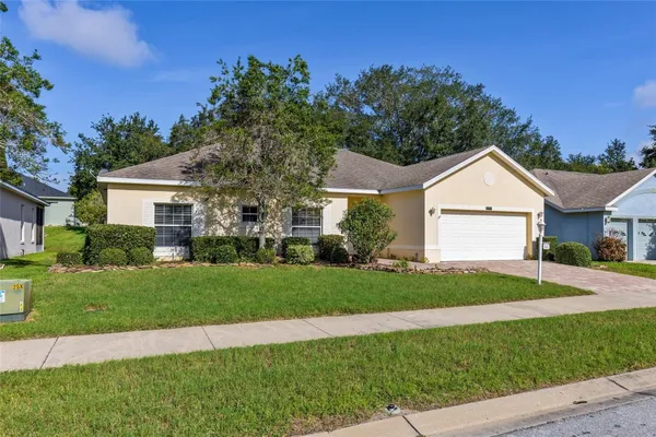 Property Slideshow image 2 of 39 | 25245 quail croft pl, Leesburg, FL, 34748