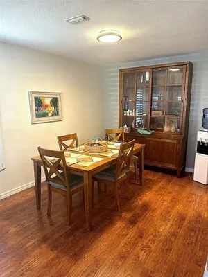 Property Slideshow image 2 of 17 | 3068 e dorchester dr, Palm Harbor, FL, 34684