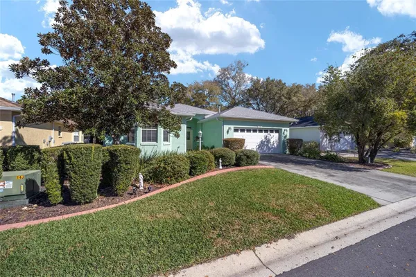 Property Slideshow image 3 of 28 | 7947 sw 83rd pl, Ocala, FL, 34476