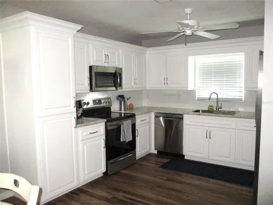 Property Slideshow image 3 of 74 | 13908 sw 114th cir, Dunnellon, FL, 34432