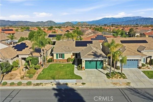 Property Slideshow image 2 of 41 | 5136 via bajamar, Hemet, CA, 92545
