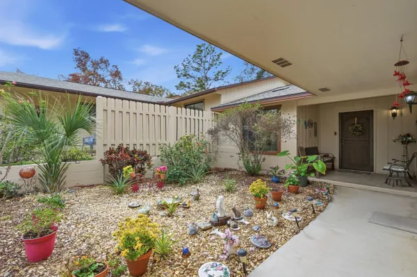 Property Slideshow image 3 of 40 | 41 crooked pine rd, Port Orange, FL, 32128