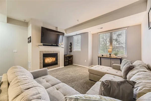 Property Slideshow image 2 of 20 | 2951 w riverwalk cir n, Littleton, CO, 80123