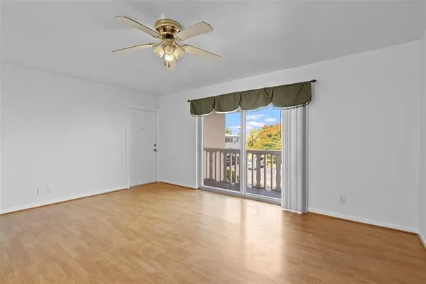 Property Slideshow image 3 of 22 | 90 south blvd 2c, Boynton Beach, FL, 33435