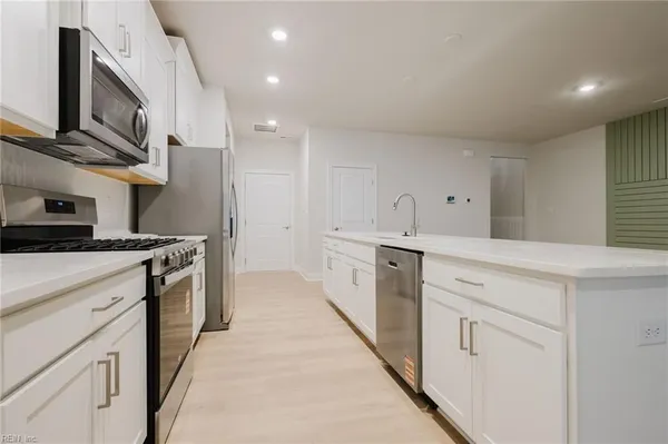 Property Slideshow image 3 of 27 | 1292 treviso bay, Williamsburg, VA, 23188