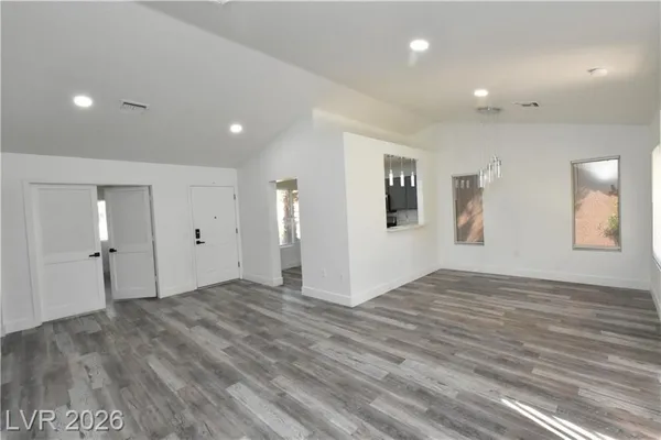 Property Slideshow image 3 of 24 | 8541 millsboro dr, Las Vegas, NV, 89134