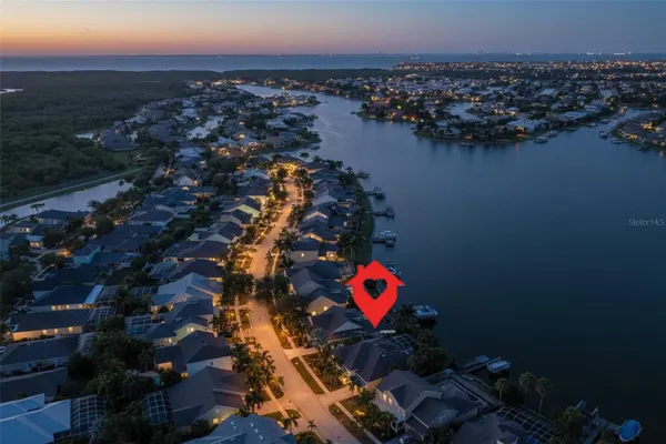 Property Slideshow image 2 of 89 | 5229 brighton shore dr, Apollo Beach, FL, 33572