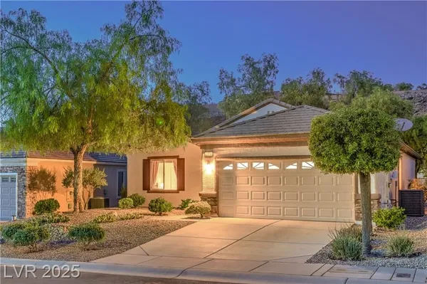 Property Slideshow image 3 of 42 | 2314 jada dr, Henderson, NV, 89044