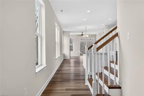 Property Slideshow image 3 of 29 | 3016 plymouth pl, Williamsburg, VA, 23185