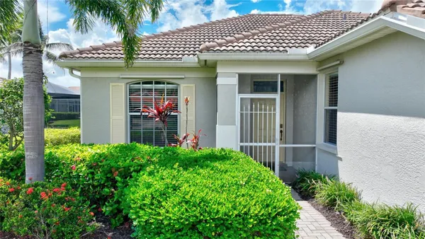 Property Slideshow image 3 of 34 | 17900 courtside landings cir, Punta Gorda, FL, 33955