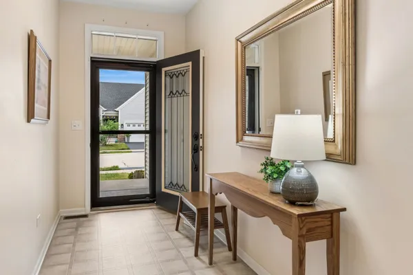 Property Slideshow image 3 of 43 | 4044 chesapeake ln, Naperville, IL, 60564