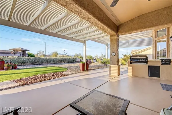 Property Slideshow image 2 of 43 | 9904 villa ridge dr, Las Vegas, NV, 89134