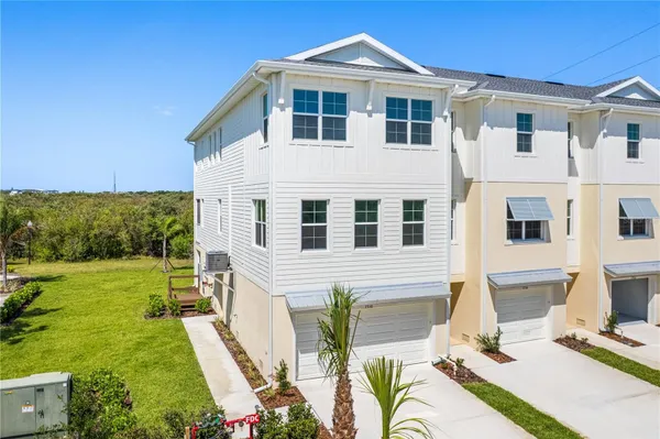 Property Slideshow image 3 of 64 | 7318 marathon dr, Seminole, FL, 33777
