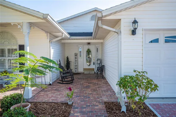 Property Slideshow image 3 of 51 | 3535 saddlebrook way, Lakeland, FL, 33810