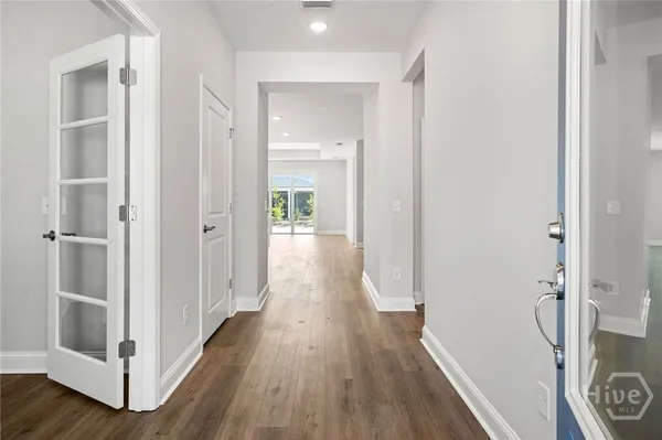 Property Slideshow image 3 of 50 | 323 birch dr, Richmond Hill, GA, 31324