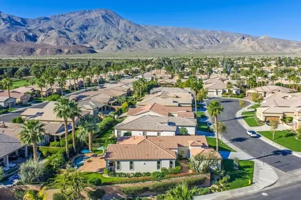 Property Slideshow image 2 of 53 | 81845 la paz ct, La Quinta, CA, 92253